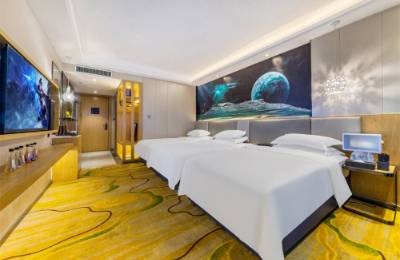 酒店定制化服务与场景创新：从“千人一面”到“千人千面”的体验革命