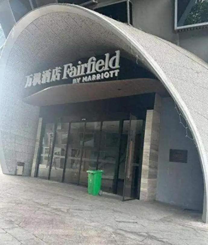 uploads/1013/1760352667105395406.jpg 1.jpg