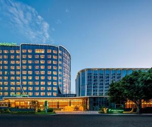 福州榕发会展假日酒店盛大开业 解锁福州高品质旅居新体验