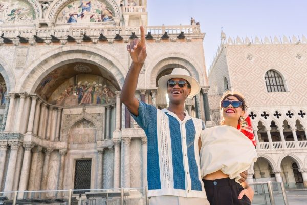 1765384984.jpg Avani_Rio_Novo_Venice_Hotel_Lifestyle_City_Views_Couple_Daylight.jpg